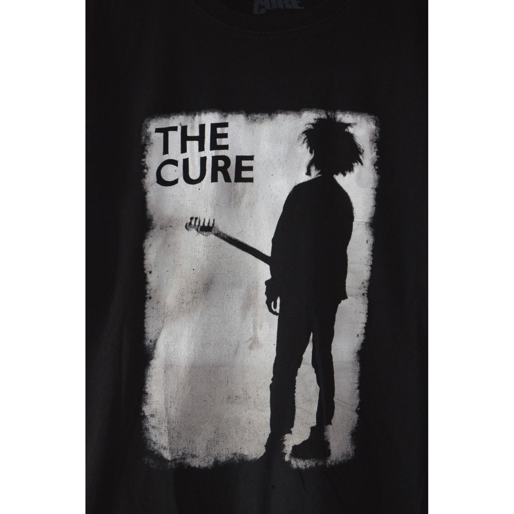 The Cure Graphic T-Shirt Mens Size M Black Excellent Robert Smith Band Tee - Picture 2 of 4